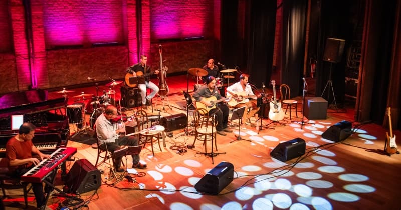 Soulshine Jam Band e convidados no palco do Theatro Municipal