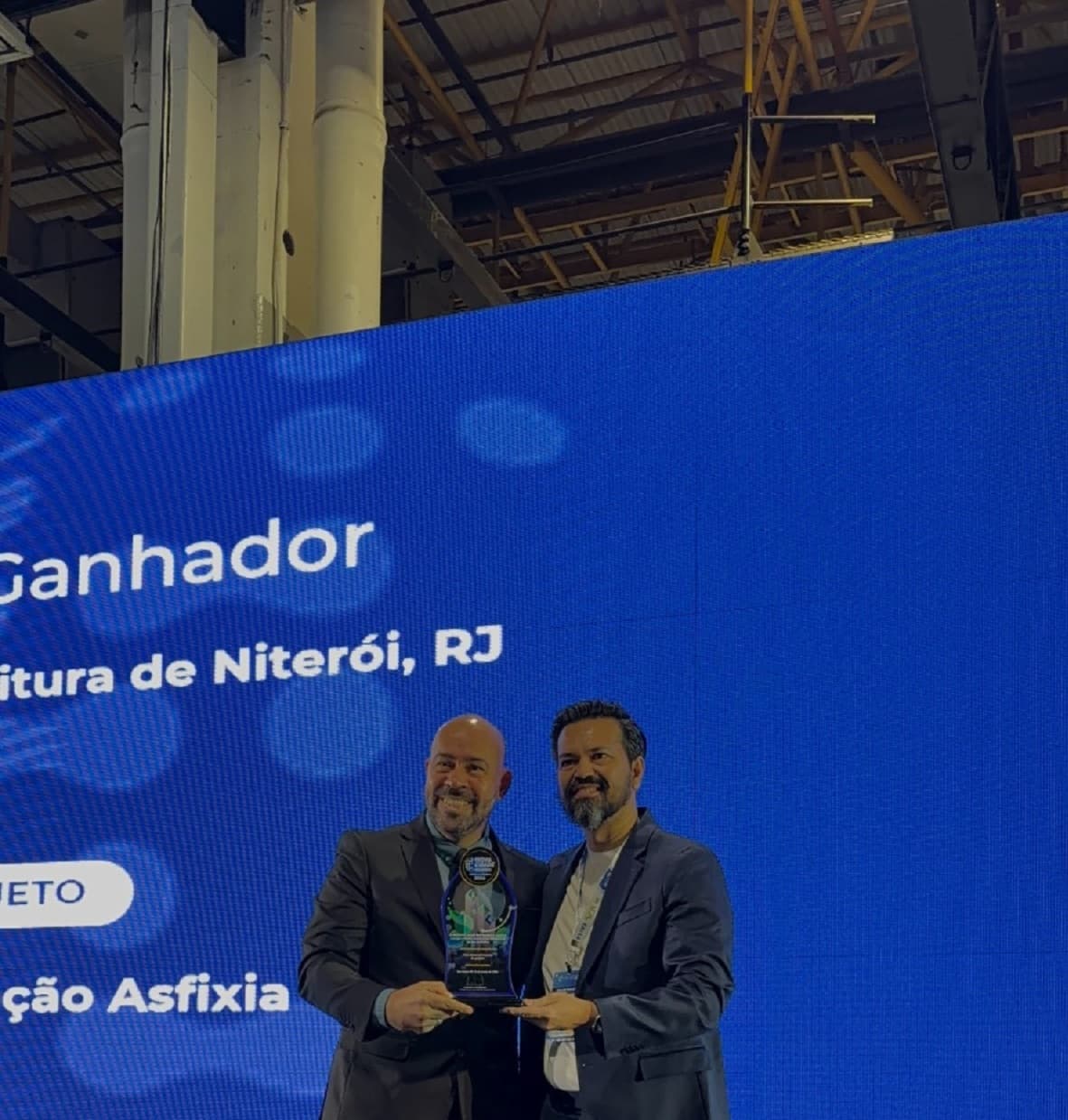 Prefeitura de Niterói recebe Prêmio InovaCidade 2026 por projeto inovador de segurança pública