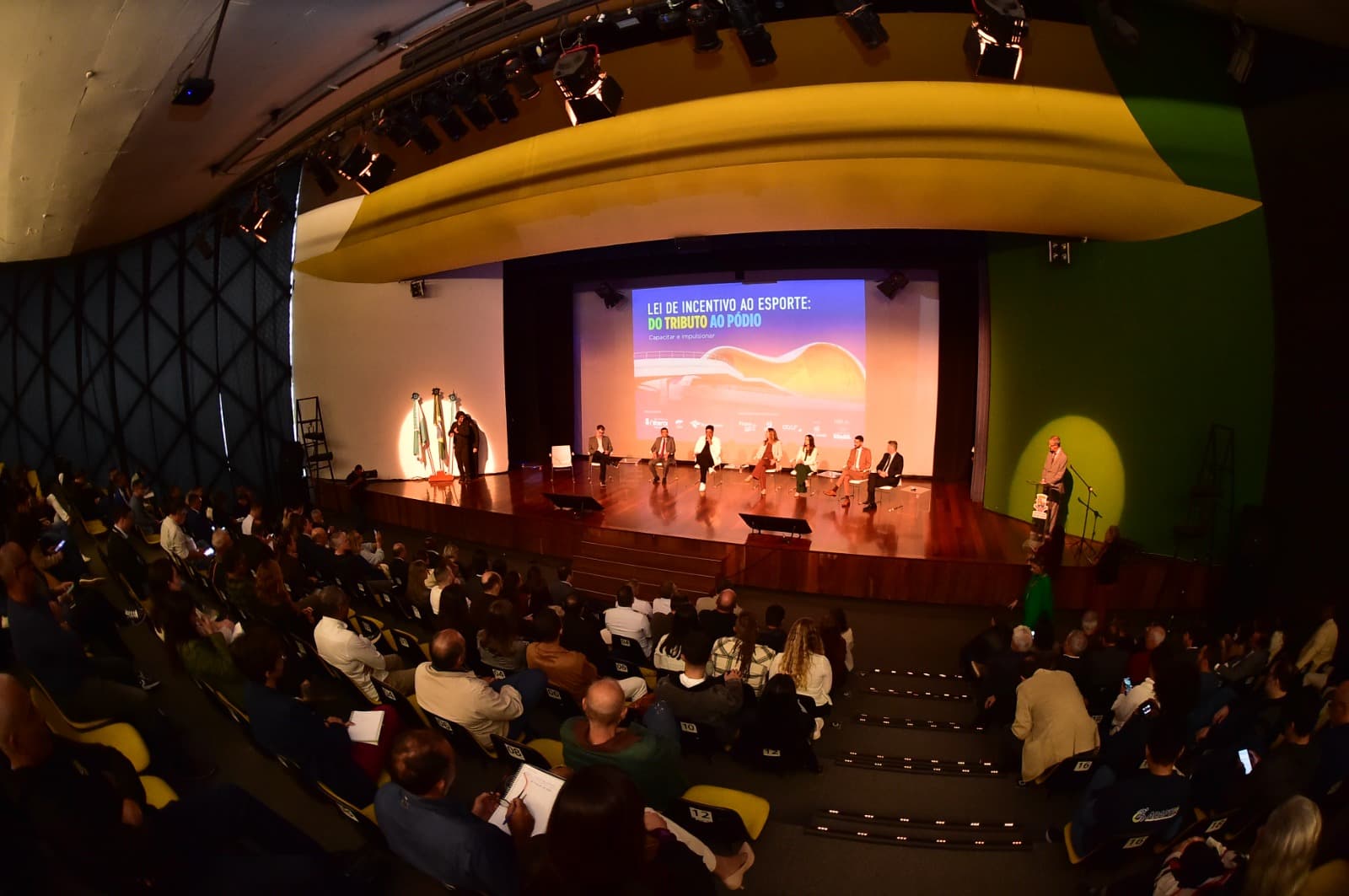 Lei de Incentivo ao Esporte mobiliza gestores e entidades em seminário promovido pela Prefeitura de Niterói