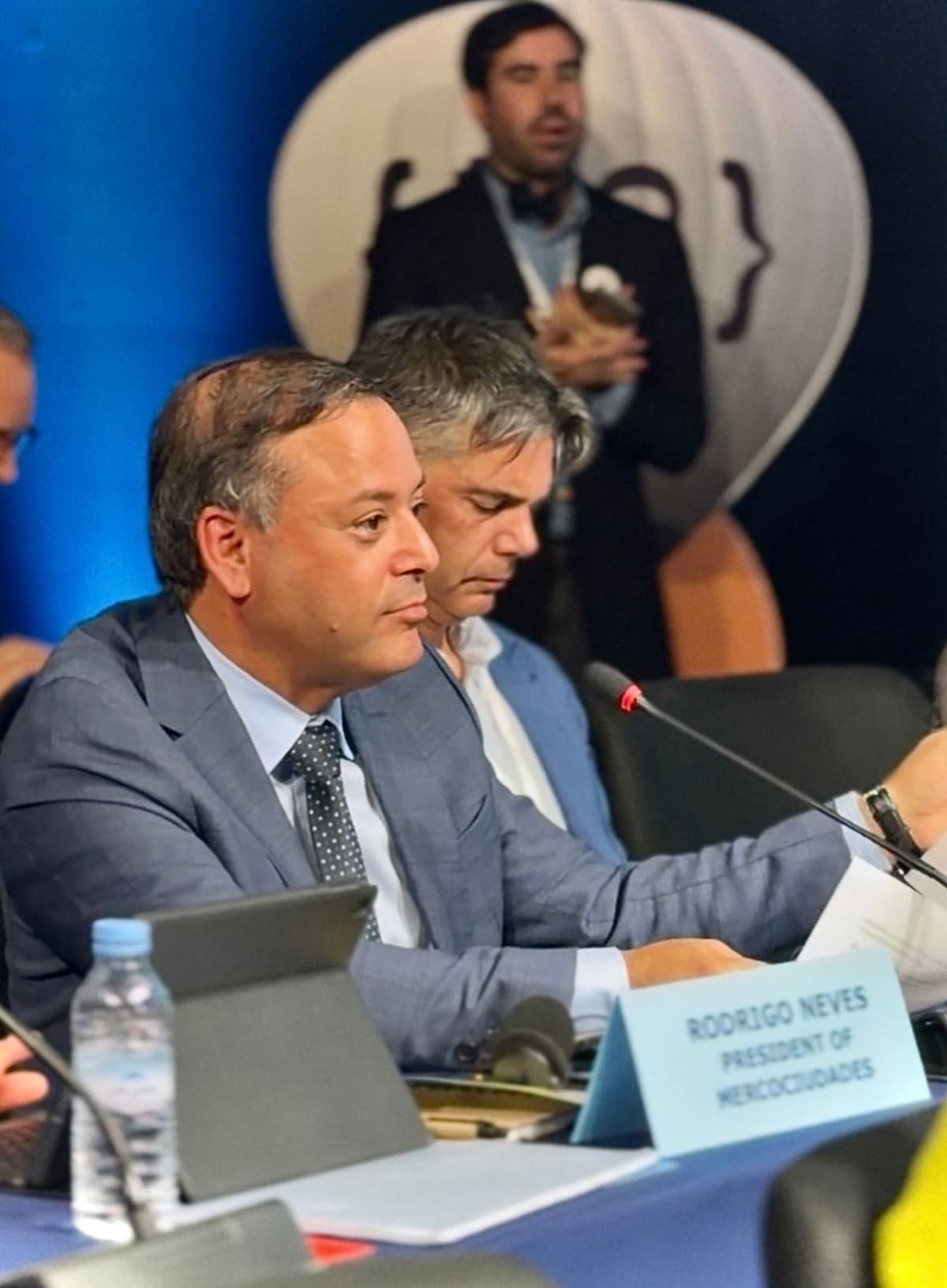 Rodrigo Neves apresenta modelo de segurança de Niterói em encontro internacional no Marrocos
